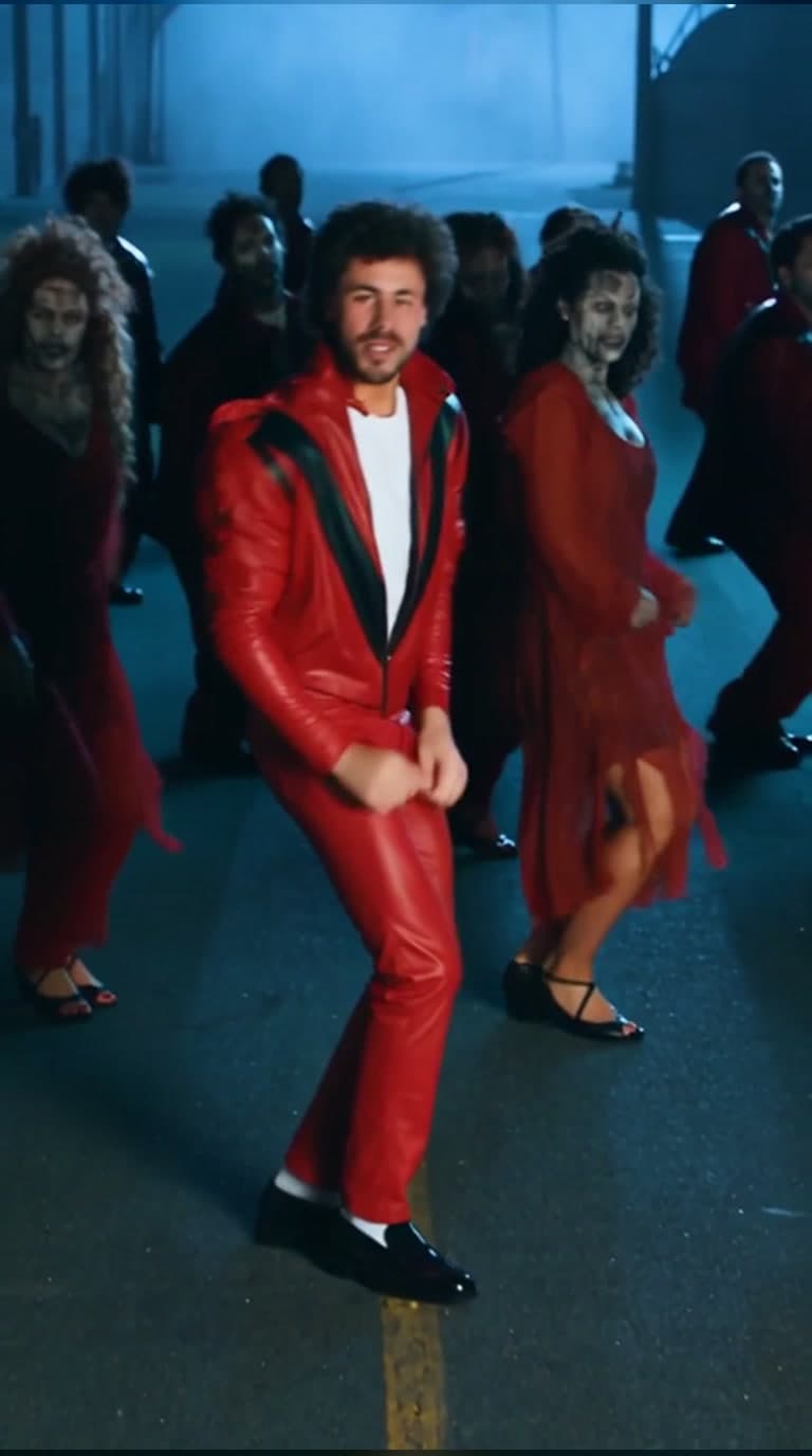 Thriller Dance example still